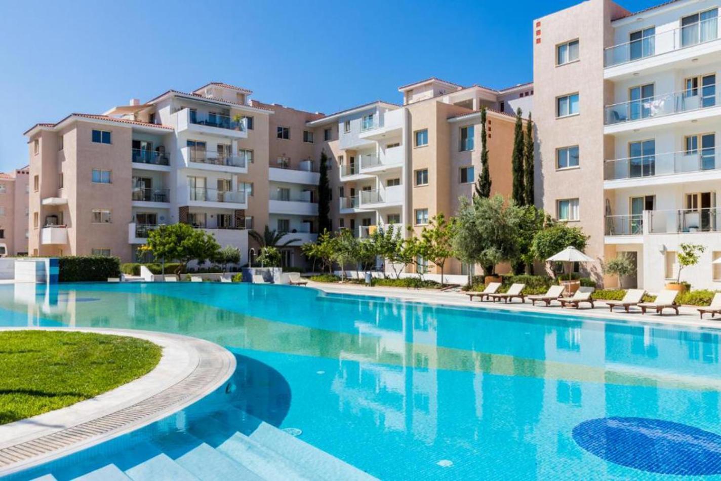 Elysia Park Apartament Pafos